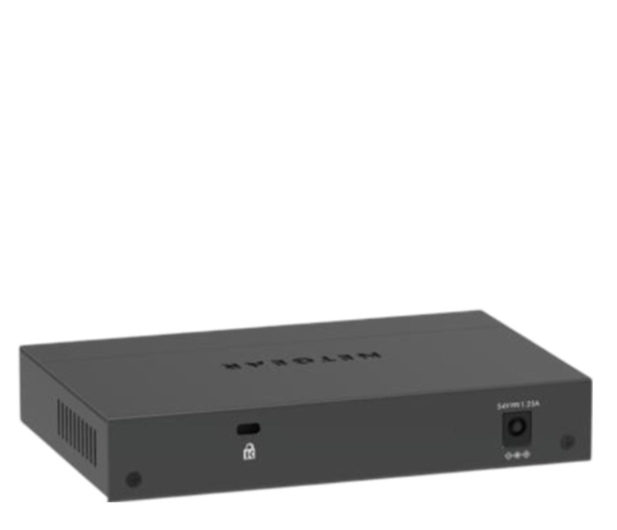 Netgear 5p GS305P-300EUS (5x10/100/1000Mbit 4xPoE+) - 1295346 - zdjęcie 3